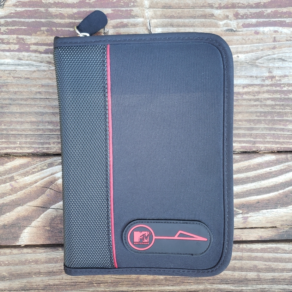 2000s MTV Music Television Black & Red Zip-Up Daily Planner Binder